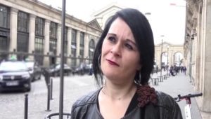 Coroa rabuda trepando com negão dotado